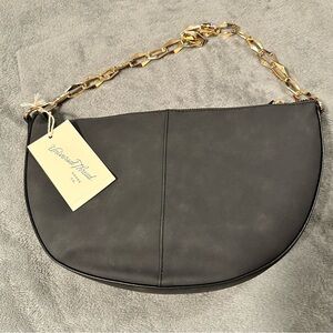 NWT Universal Thread Crescent Shoulder Bag With Gold Chain Link  *Minor Flaw*